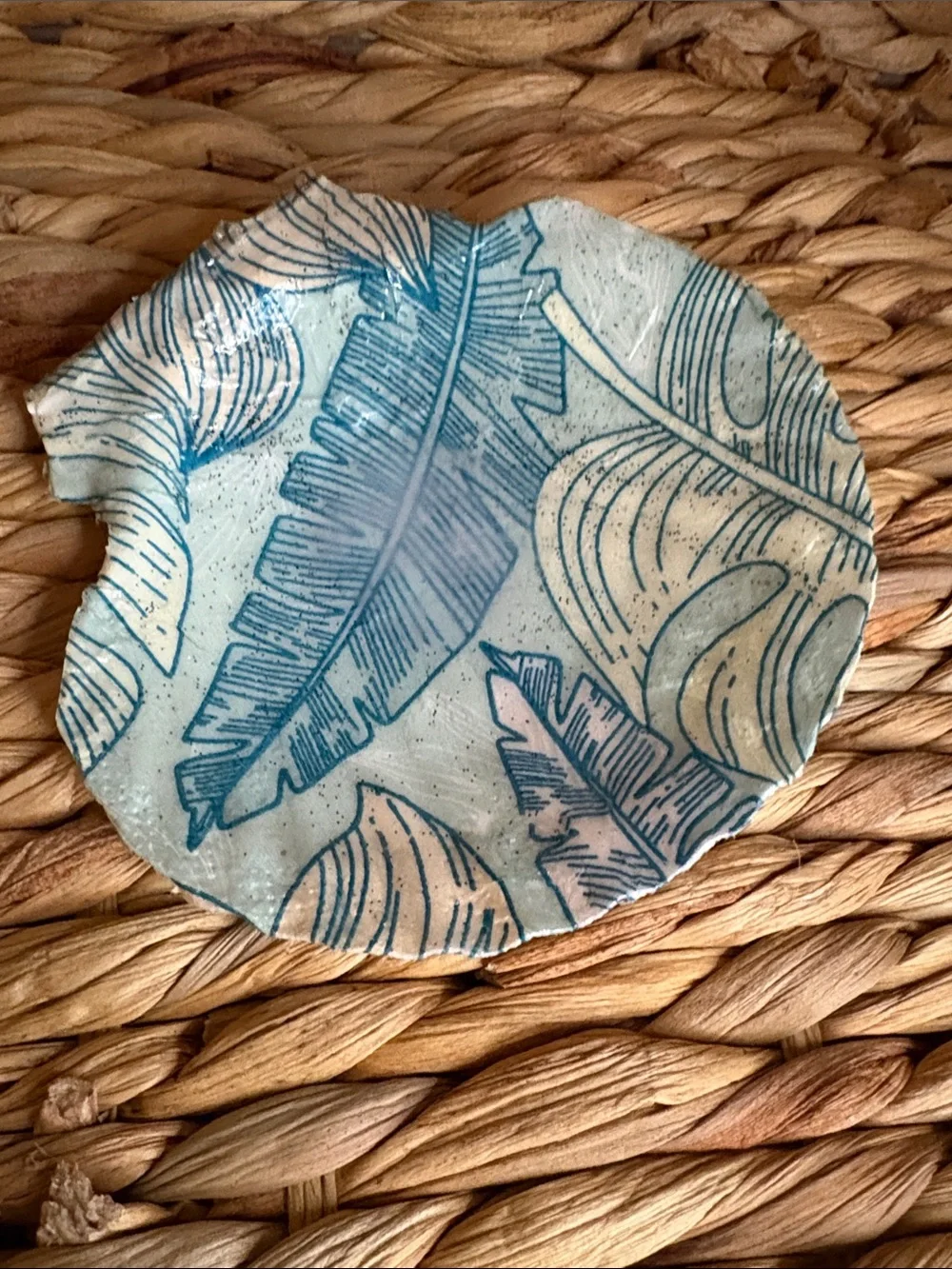 Hand Crafted Teal and Cream Botanical Leaf Shell Accent Dish